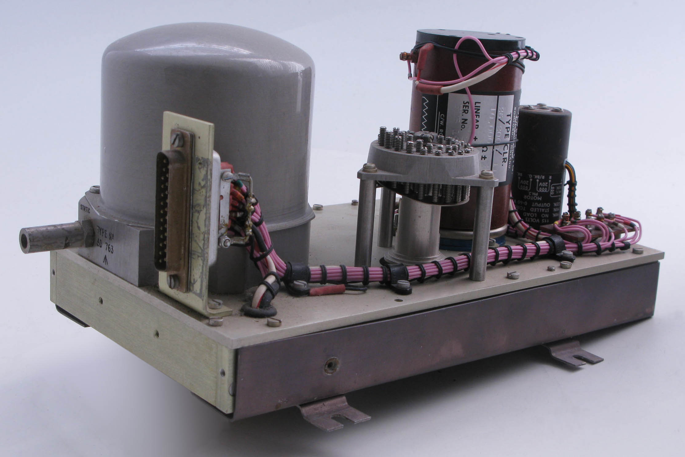 Air Data Static Transducer Unit :: Rochester Avionic Archives