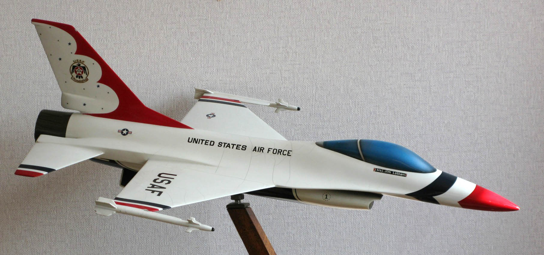 F-16 Model (large)