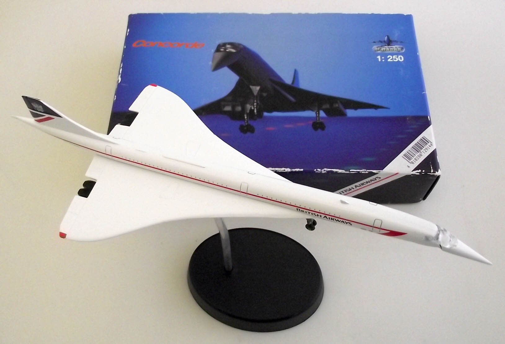 Concorde Aircraft (die cast model)