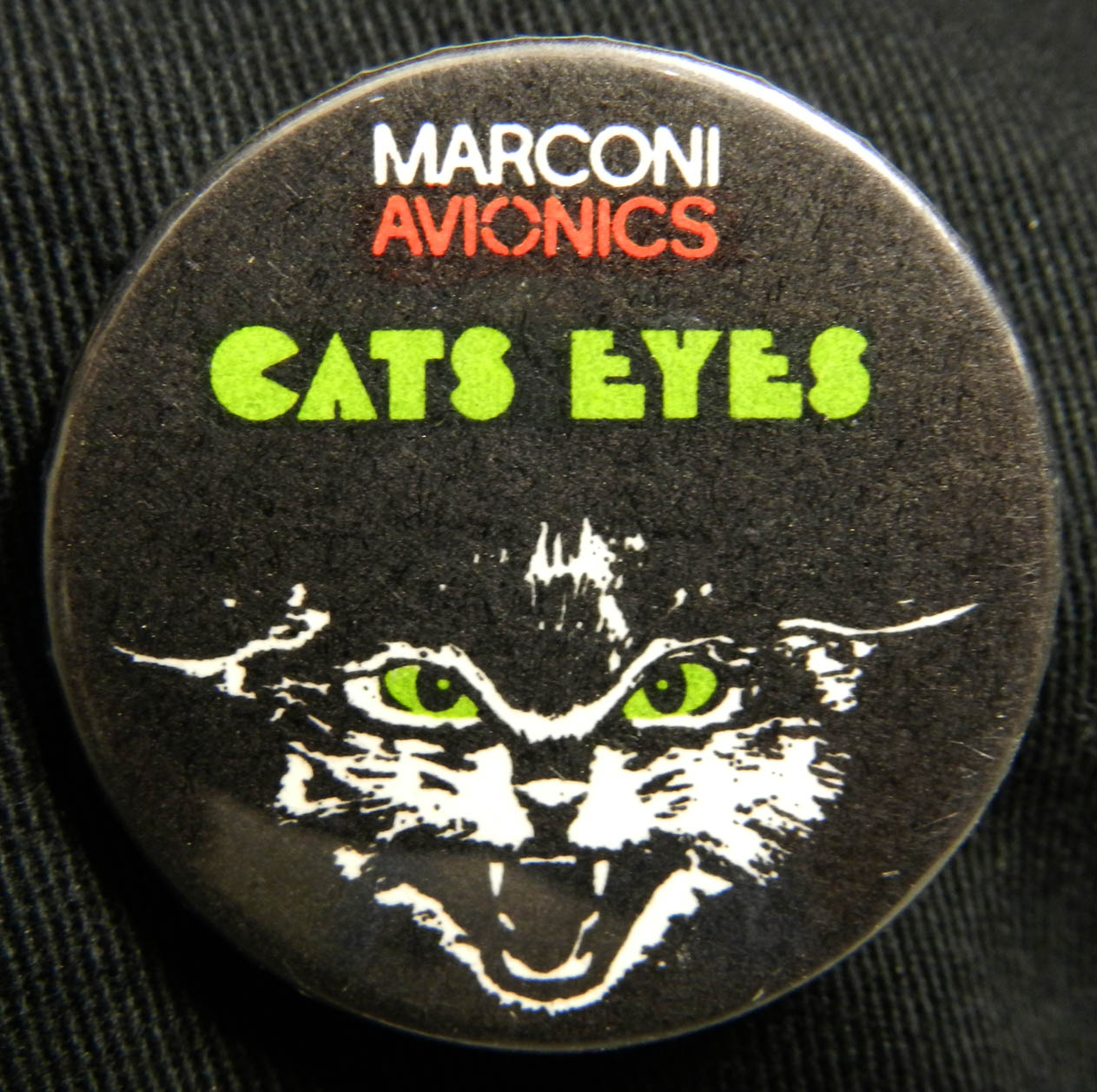 Cats Eyes™ Badge